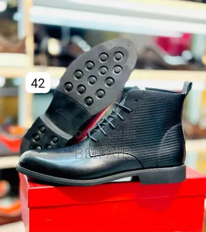 Clarks Original Men's Boots | Buti Za Kiume
