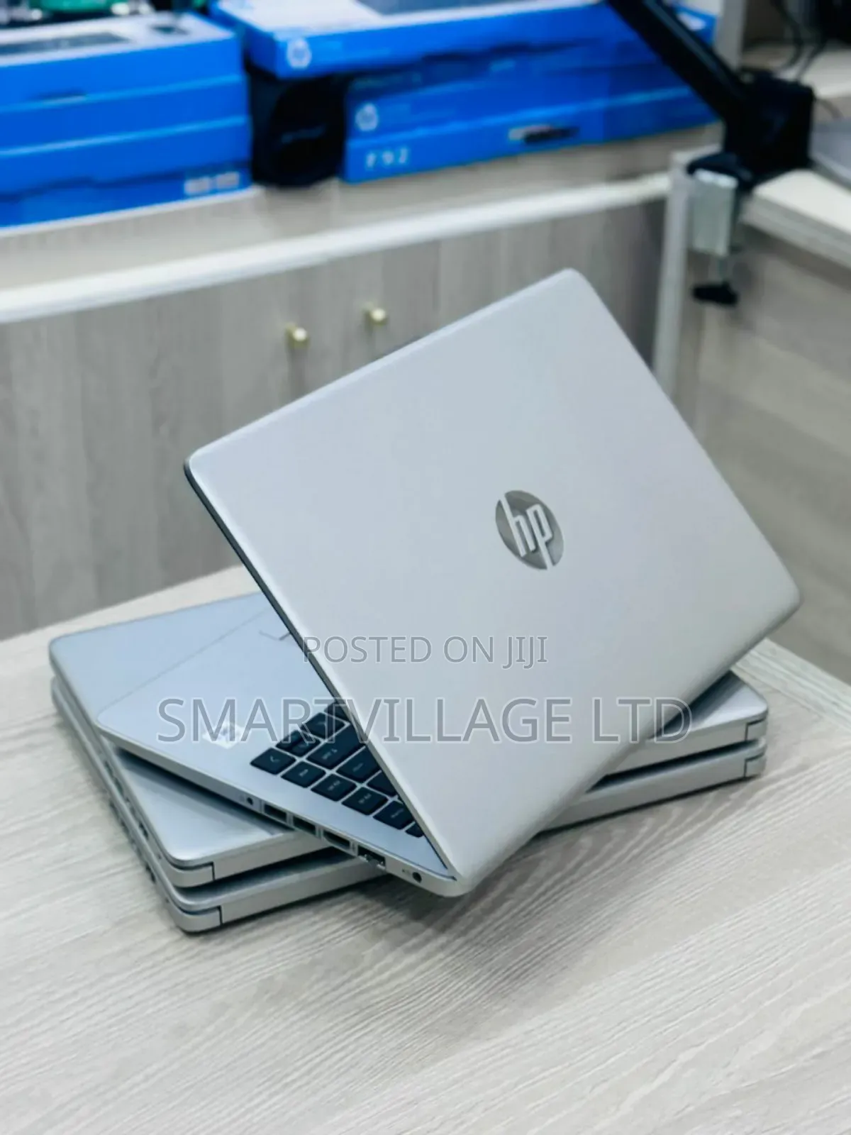 New Laptop HP 348 G5 8GB Intel Core i5 SSD 256GB