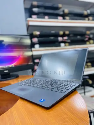 Laptop Dell Vostro 15 3549 8GB Intel Core I7 SSD 512GB
