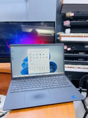 Laptop Dell Vostro 15 3549 8GB Intel Core I7 SSD 512GB