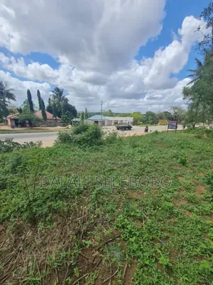Commercial Property 4 Sale We Look Main Road
