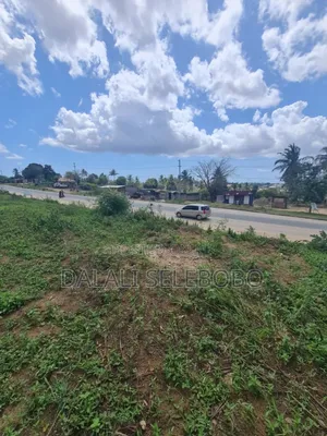 Commercial Property 4 Sale We Look Main Road