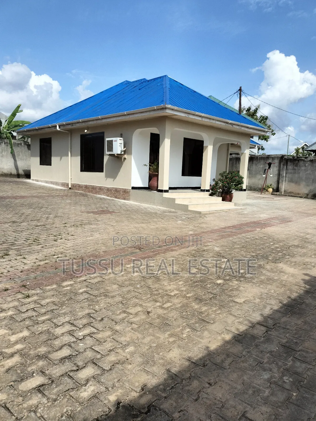 3bdrm House in Kunduchi Dsm, Kinondoni for sale