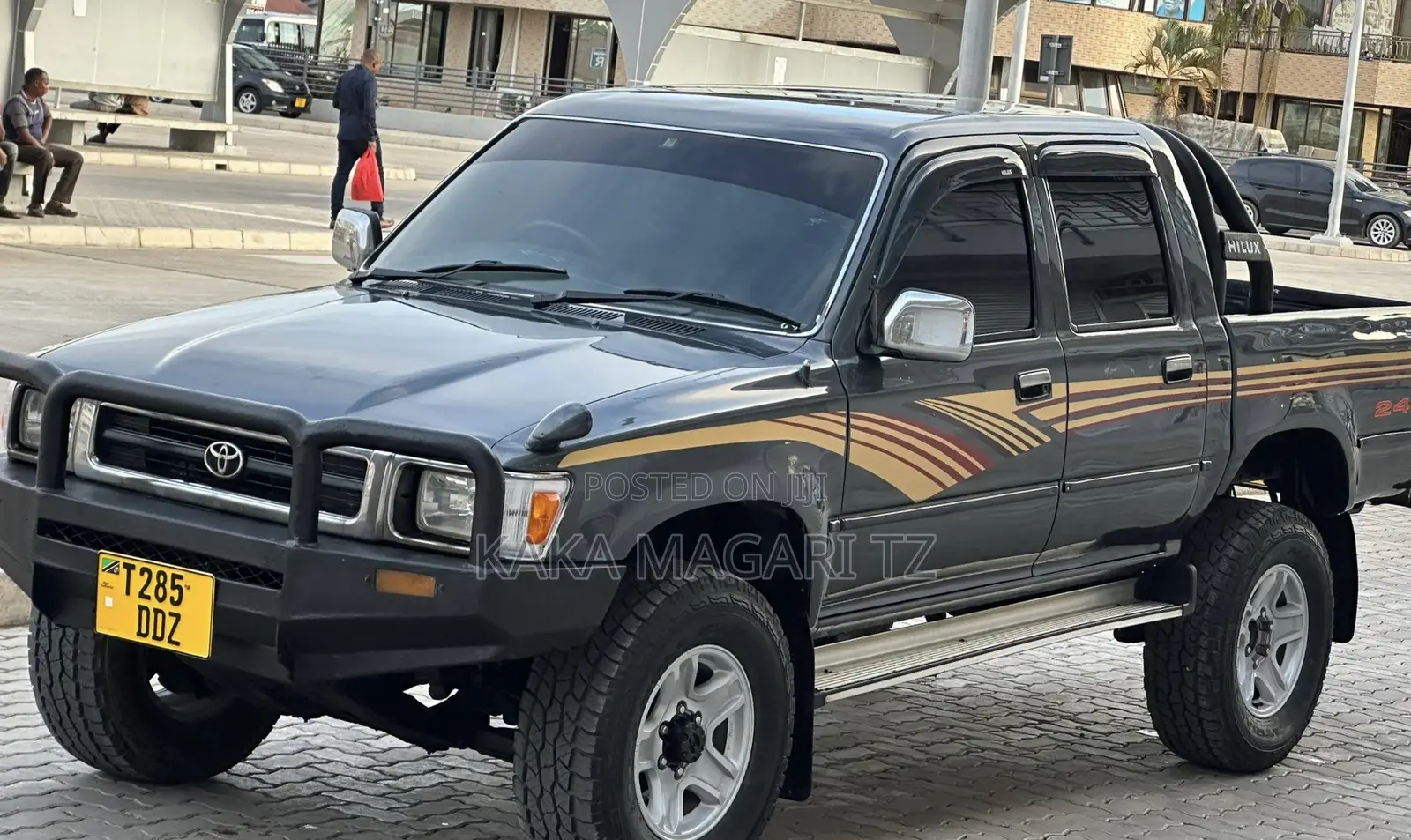 Toyota Hilux 1995 Gray