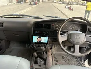 Toyota Hilux 1995 Gray