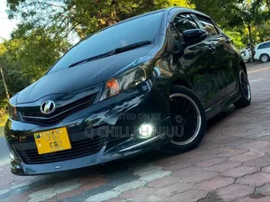 Toyota Vitz 2013 Black