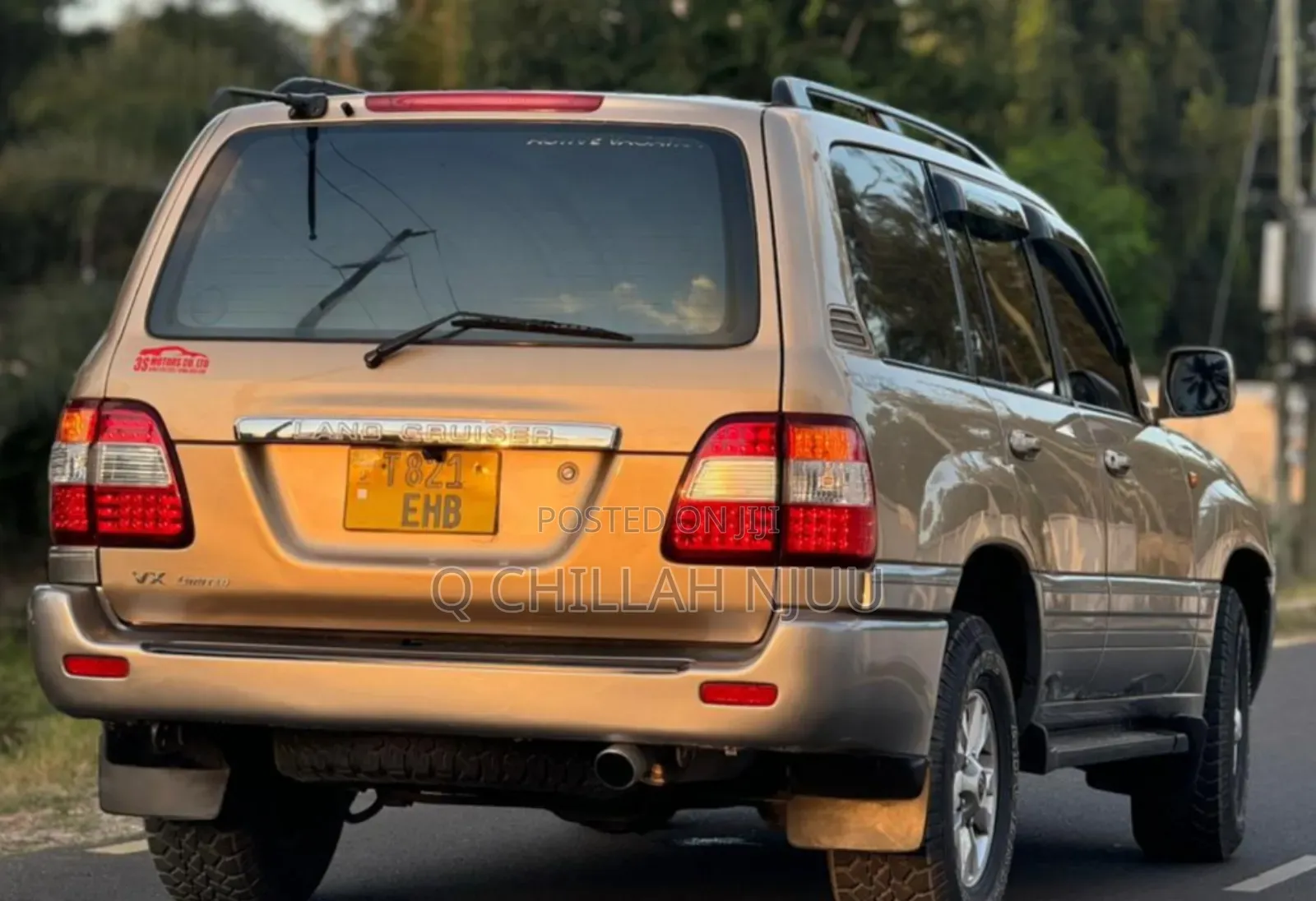 Toyota Land Cruiser 2001 Gold