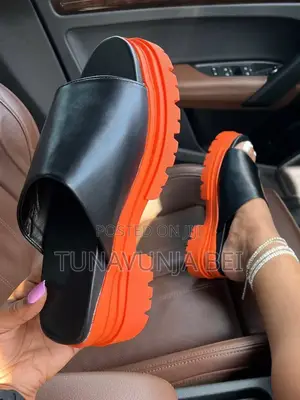 Sandal Nzuri Za Kike