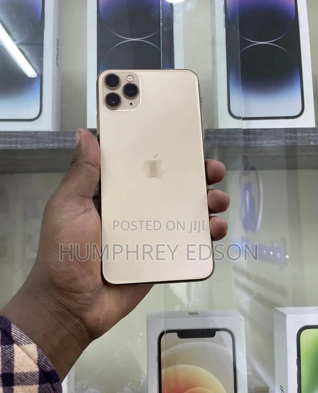 New Apple iPhone 11 Pro Max 256 GB Gold