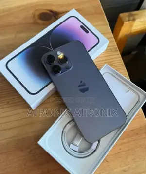 New Apple iPhone 15 Pro Max 256 GB Black