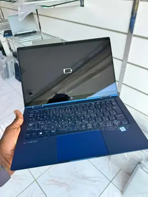 Laptop HP Dragonfly G4 16GB Intel Core I7 SSD 512GB