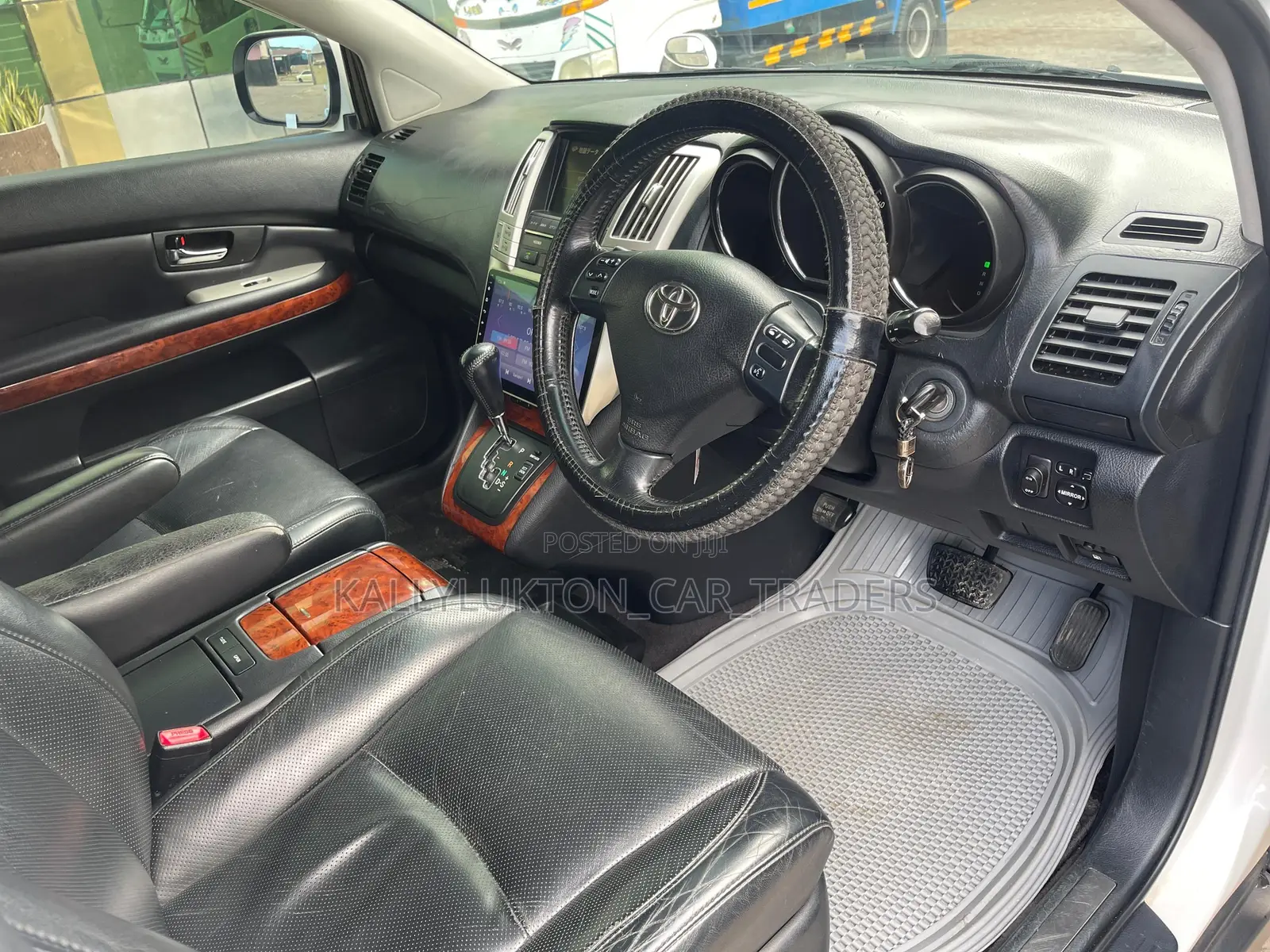 Toyota Harrier 2007 White