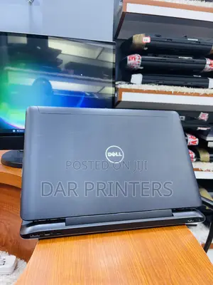 Laptop Dell Latitude 13 7350 8GB Intel Core I5 SSD 256GB