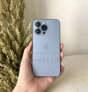 Photo - Apple iPhone 13 Pro 128 GB Blue