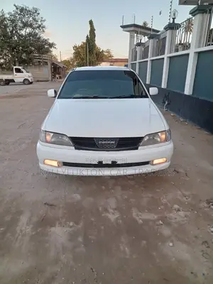 Toyota Carina 2001 White