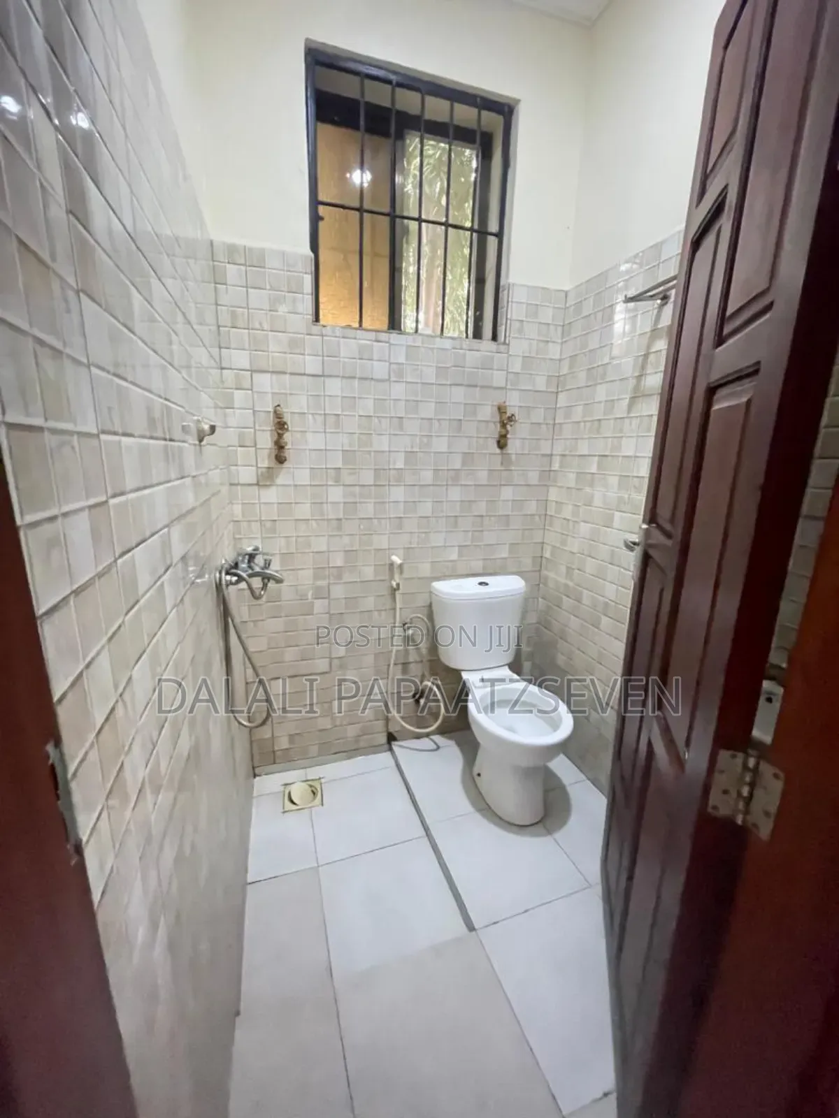 4bdrm Villa in Dalalipapaatzseven, Kinondoni for rent