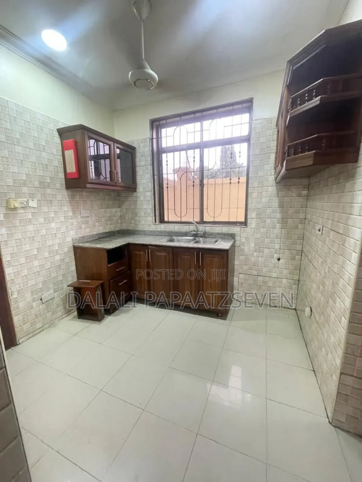 4bdrm Villa in Dalalipapaatzseven, Kinondoni for rent