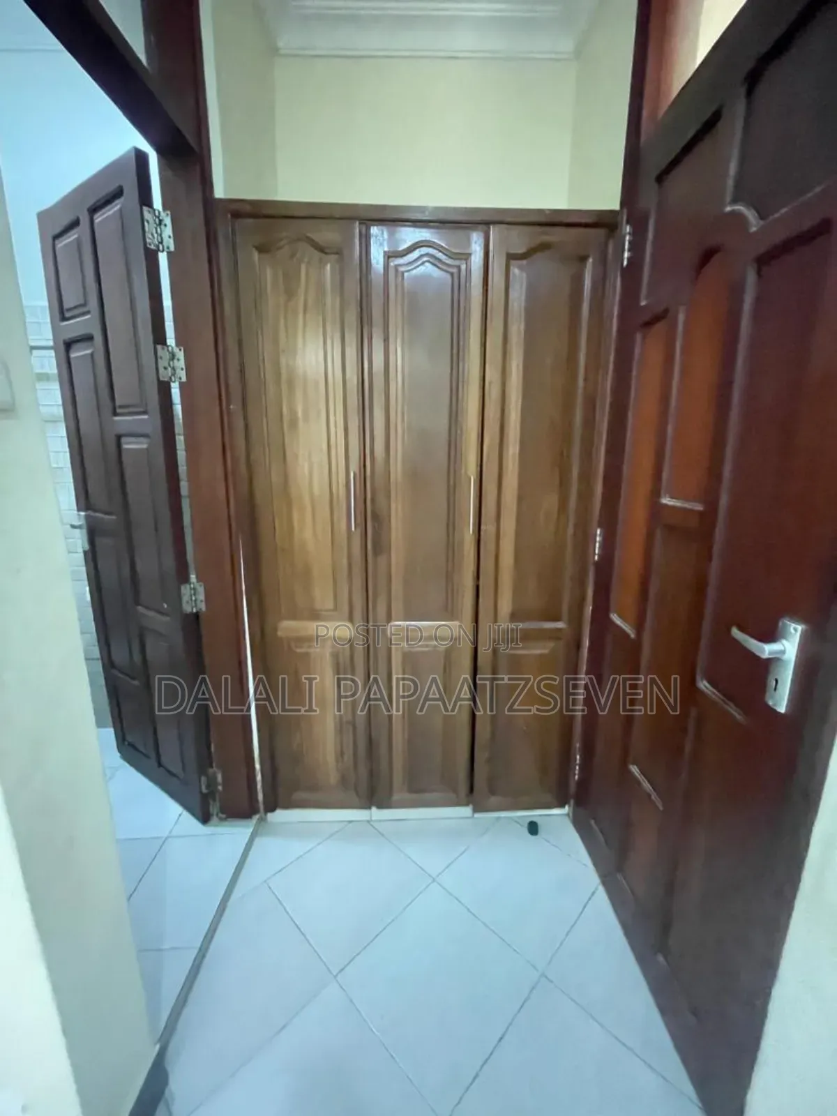 4bdrm Villa in Dalalipapaatzseven, Kinondoni for rent