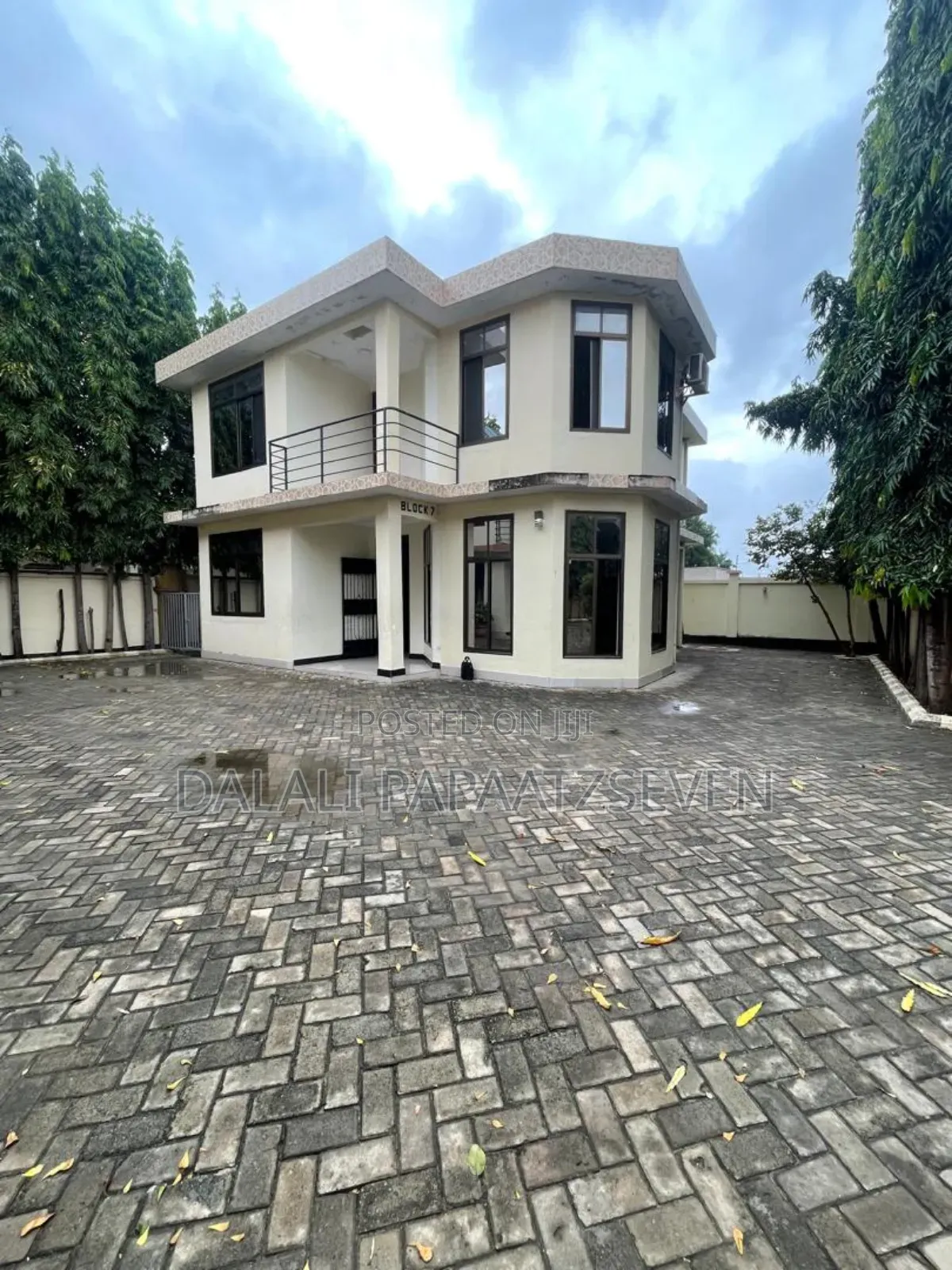4bdrm Villa in Dalalipapaatzseven, Kinondoni for rent