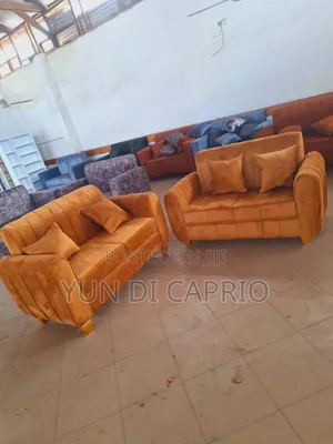Sofa Kali Sana Mpya