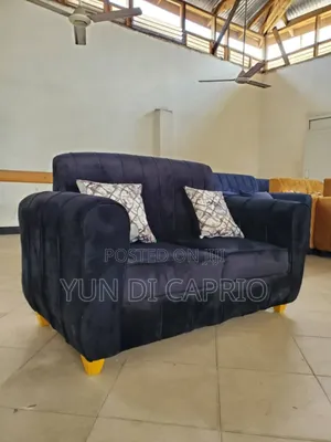 Sofa Classic Sana Mpya