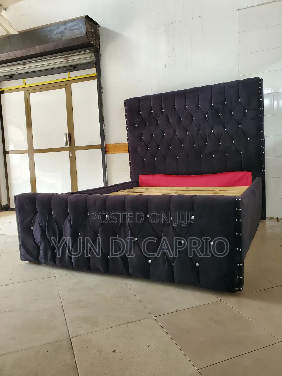 Bedsofa Classic Sana Mpya
