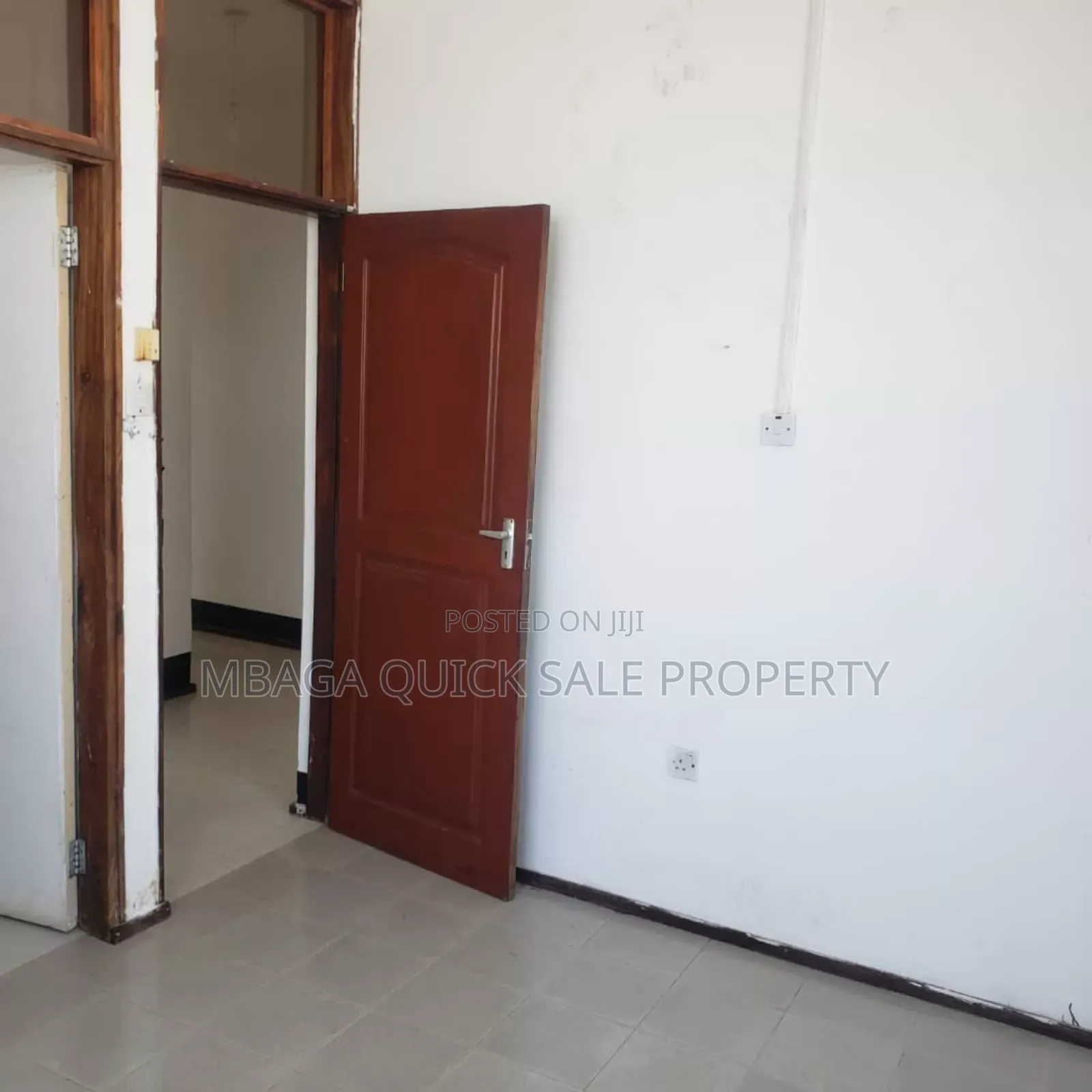 3bdrm Apartment in Mikochen, Mikocheni for rent