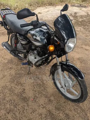 Bajaj Boxer 125 2024 Black