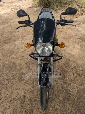 Bajaj Boxer 125 2024 Black
