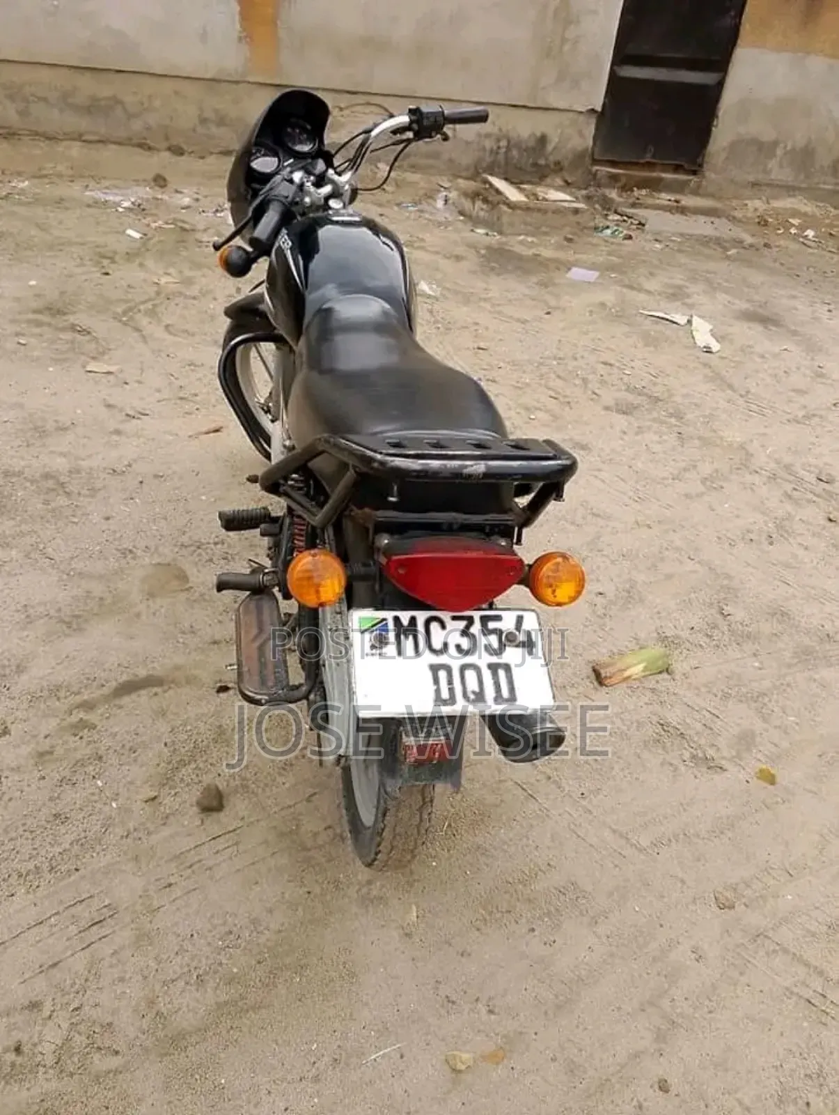 Bajaj Boxer 125 2024 Black