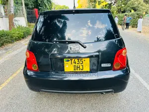 Toyota IST 2004 Black