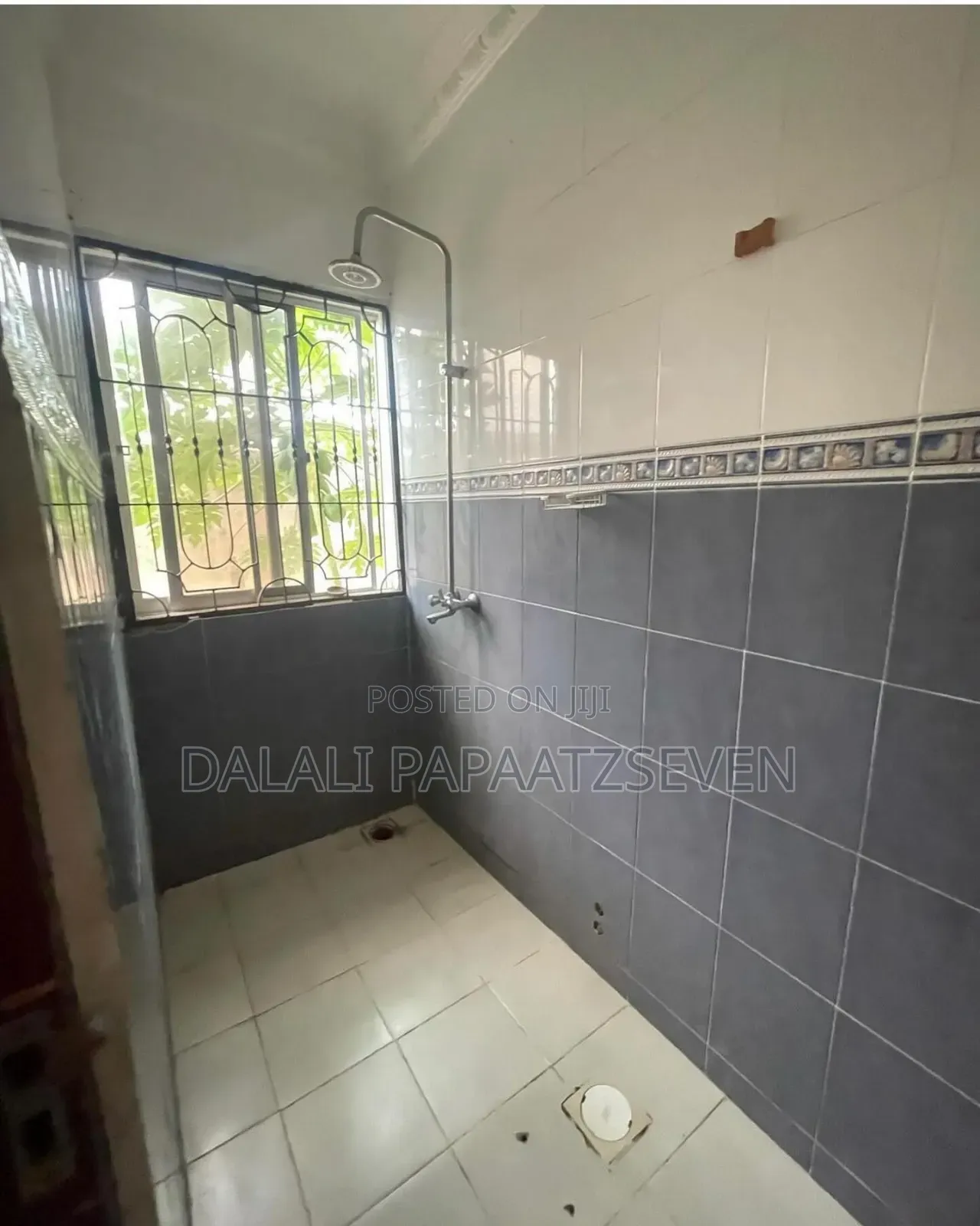5bdrm House in Dalalipapaatzseven, Kinondoni for rent