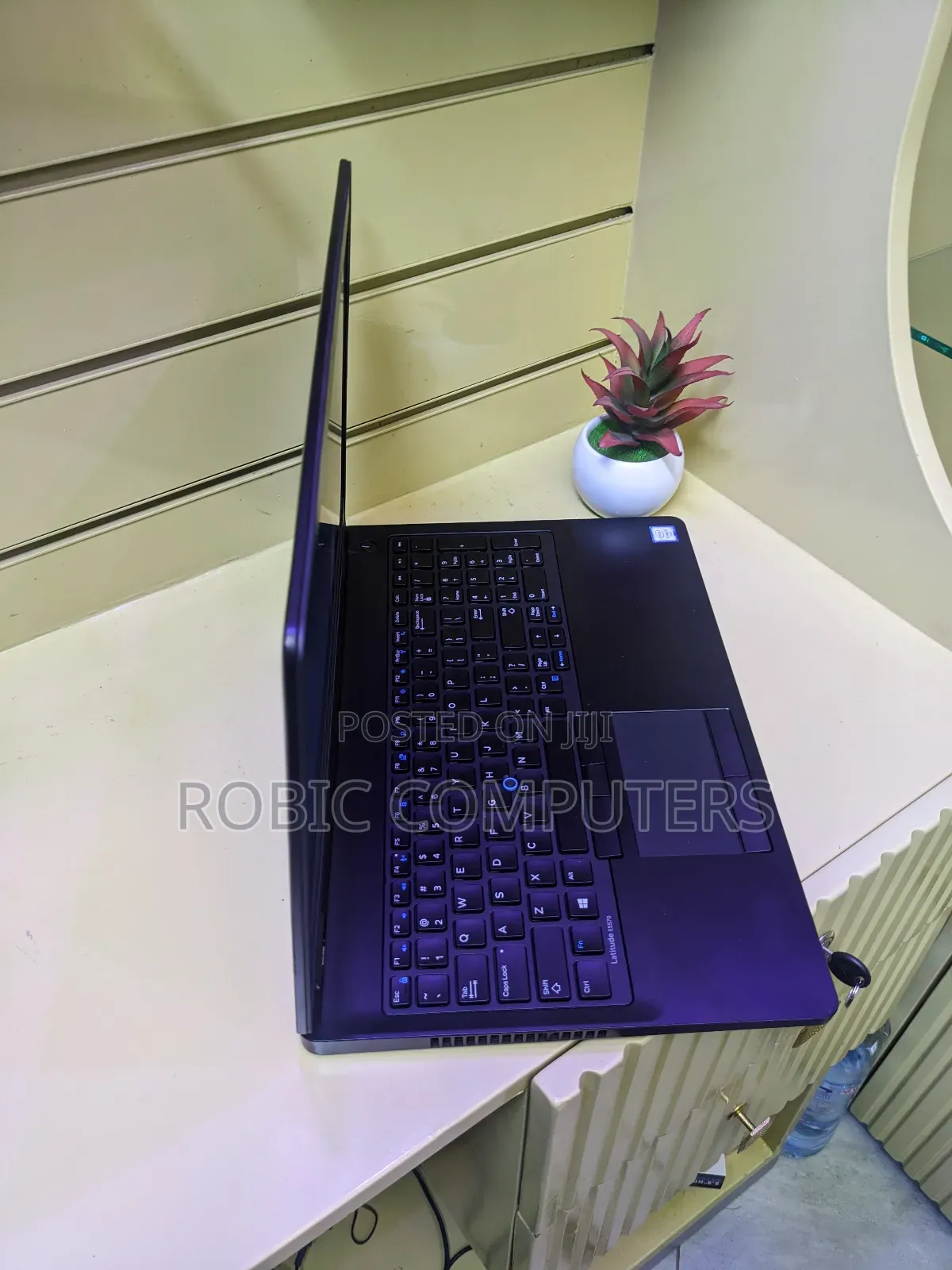 Laptop Dell Latitude E5570 8GB Intel Core I5 SSD 256GB