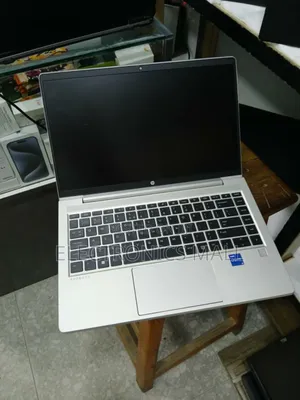 Laptop HP ProBook 440 G10 8GB Intel Core I5 SSD 256GB