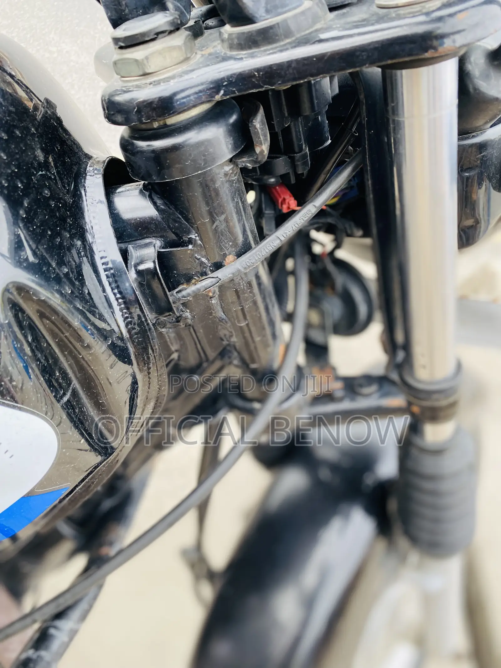 TVS HLX 125 2022 Blue