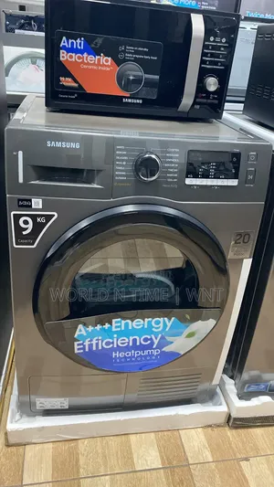 SAMSUNG 9kg DV90TA040AZ Heat Pumb Technology.