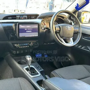 Toyota Hilux 2.5 Diesel 2020 Black