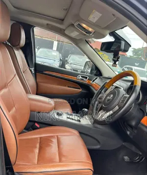 Jeep Cherokee 2011 Black