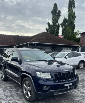 Jeep Cherokee 2011 Black