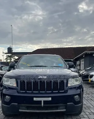 Jeep Cherokee 2011 Black