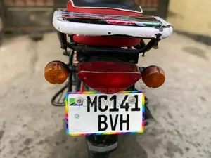 Bajaj Boxer 150 UG 2023 Red