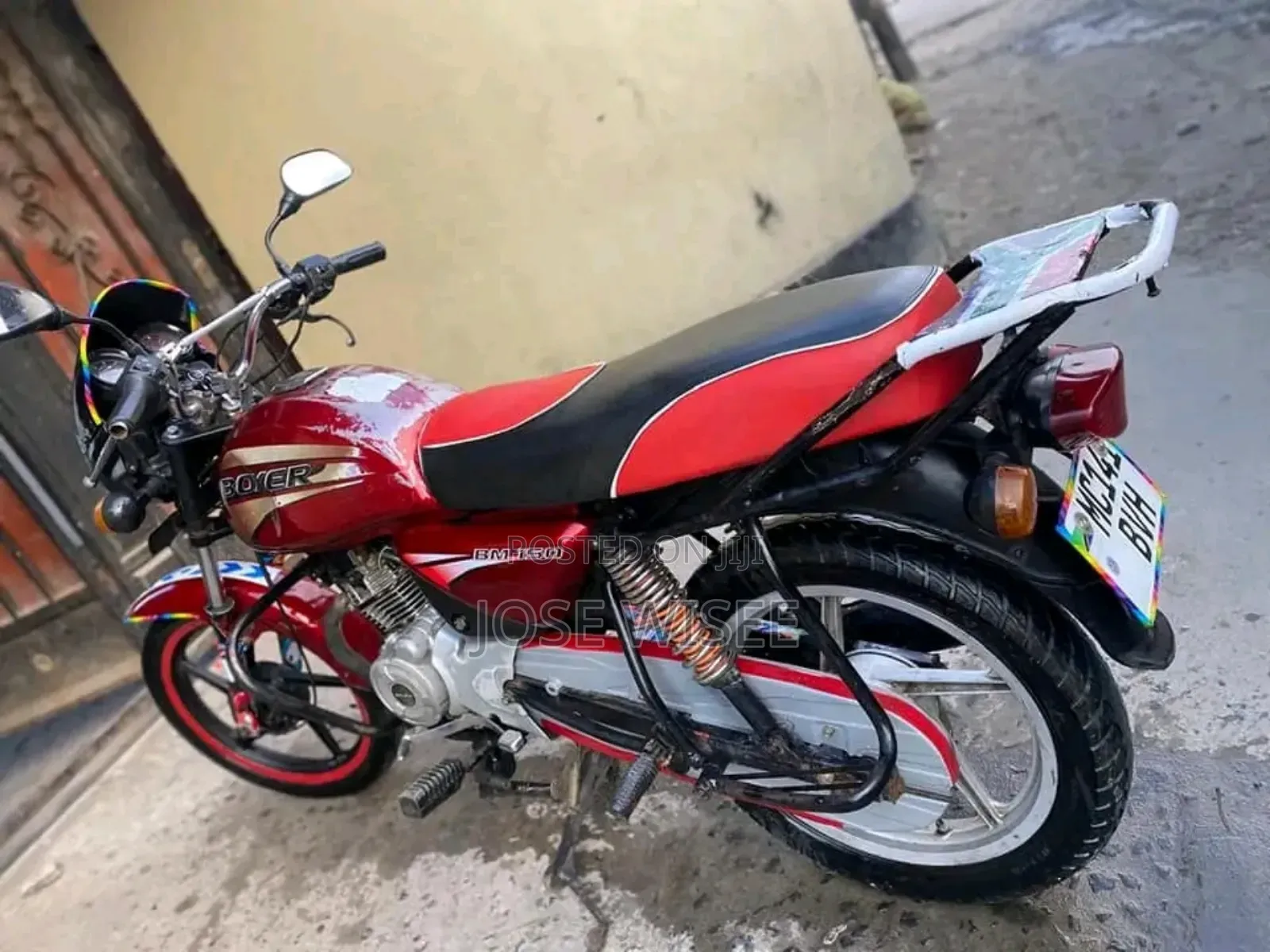 Bajaj Boxer 150 UG 2023 Red