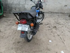 TVS HLX 125 2024 Black