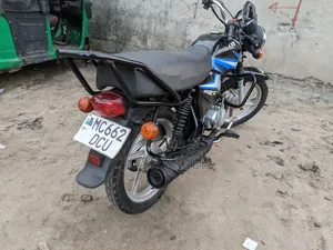 TVS HLX 125 2024 Black