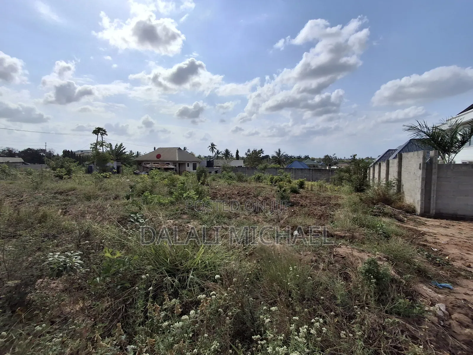 Plot Mabwepande 1100 SQMS .