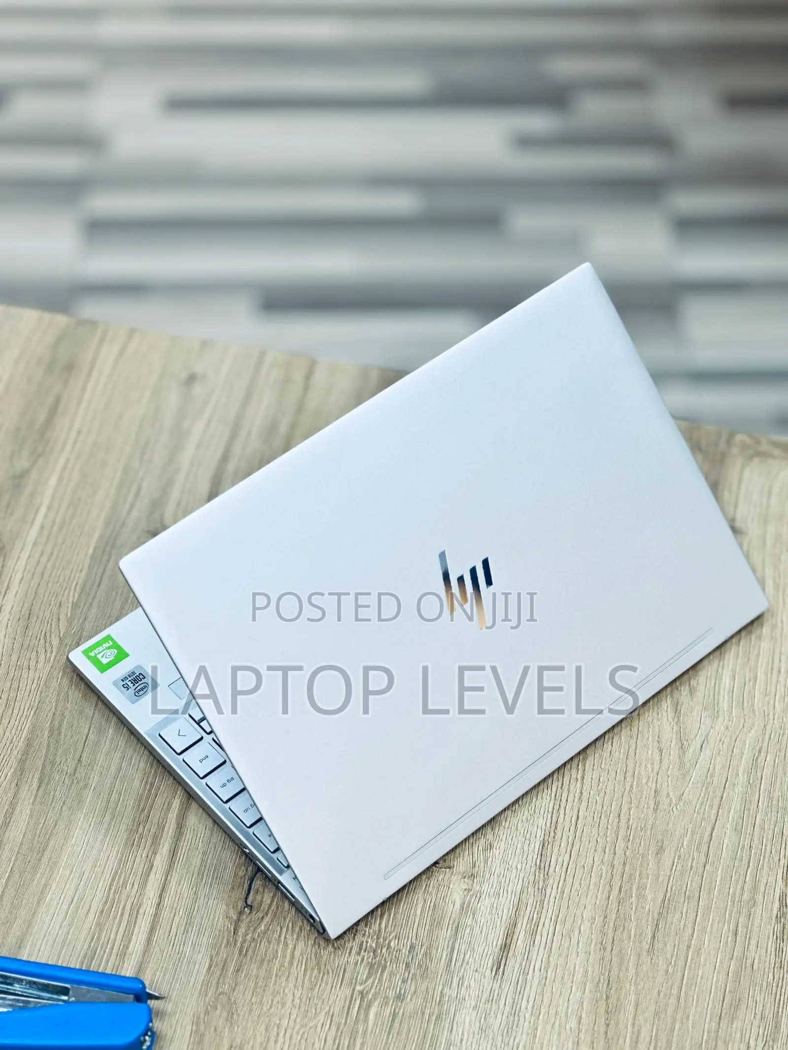 Laptop HP Envy 13 8GB Intel Core I5 SSD 1T