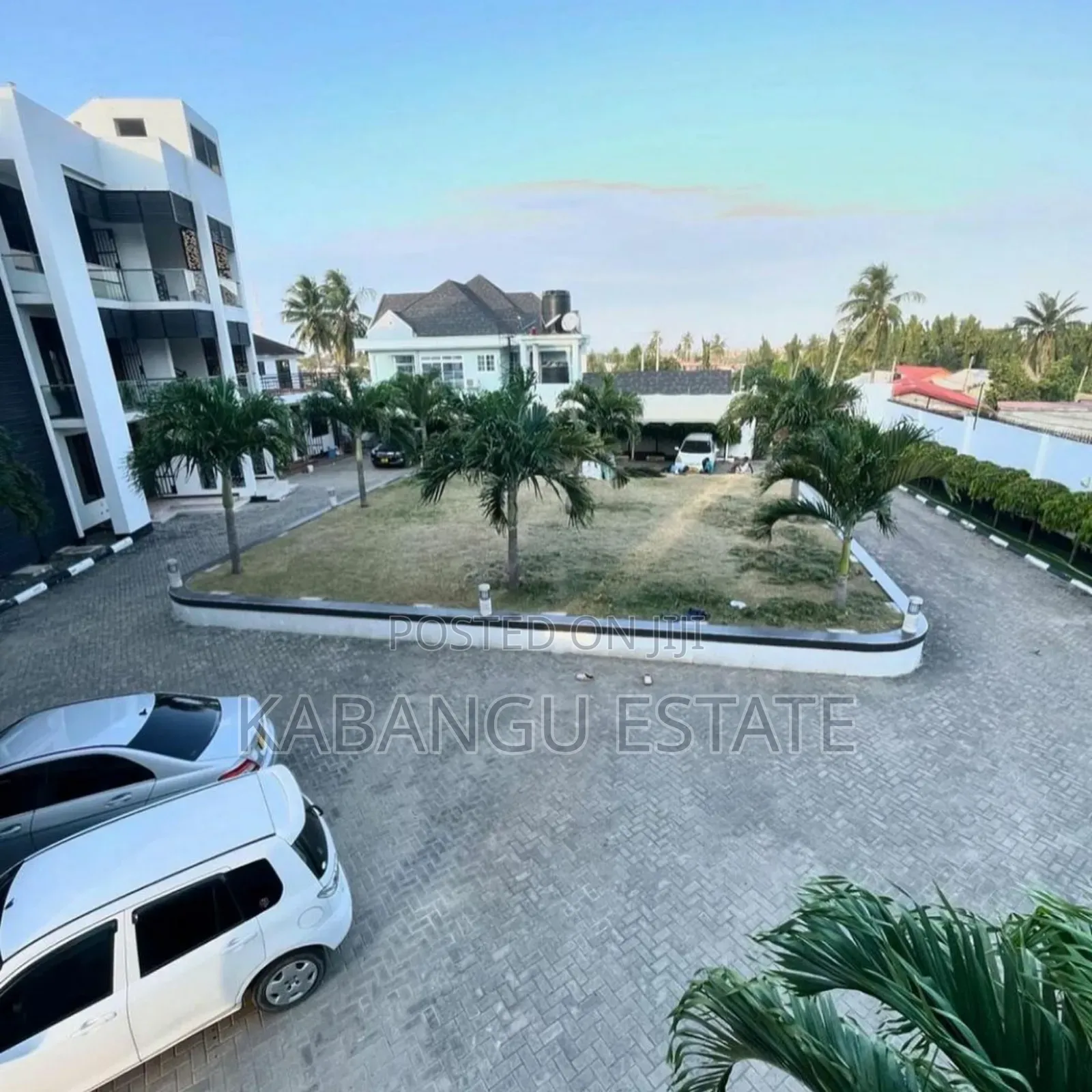 3bdrm Apartment in Mbezibeach for rent