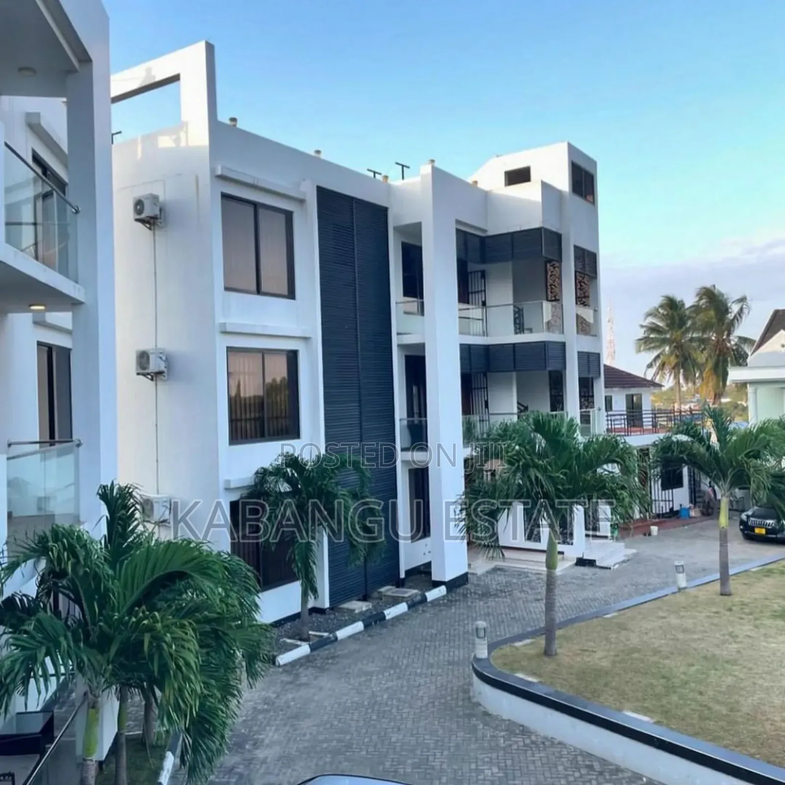 3bdrm Apartment in Mbezibeach for rent