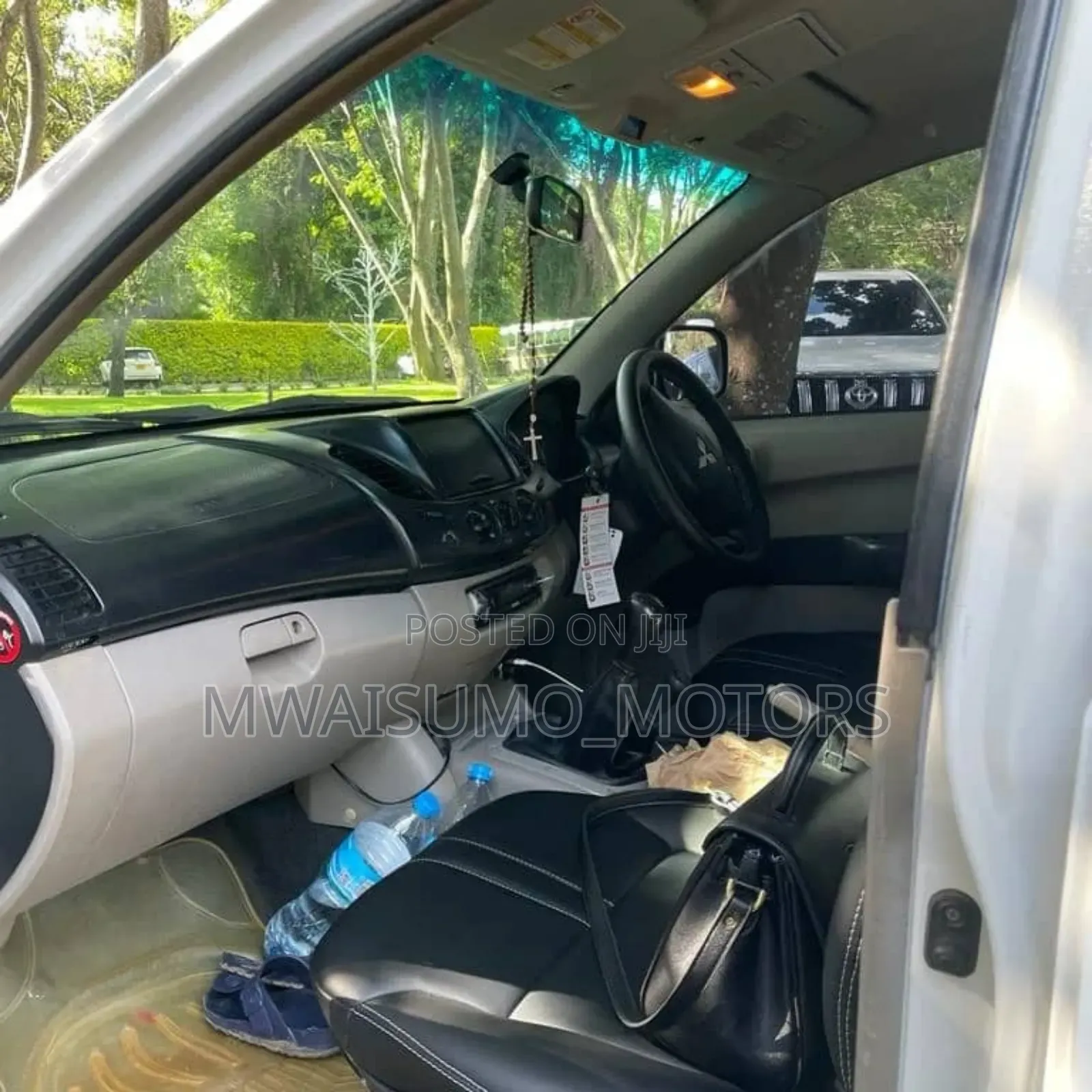 Mitsubishi L200 2008 White
