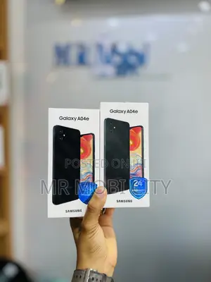 New Samsung Galaxy A04e 128 GB Black